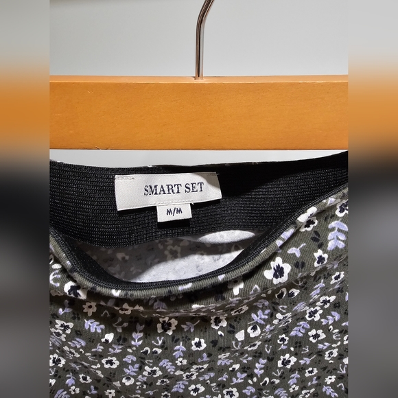 Y2K Mini Skirt - Picture 2 of 3